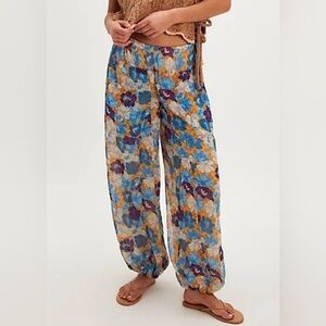 NWT Free People Misty Printed Bubble Pant - Blue Combo